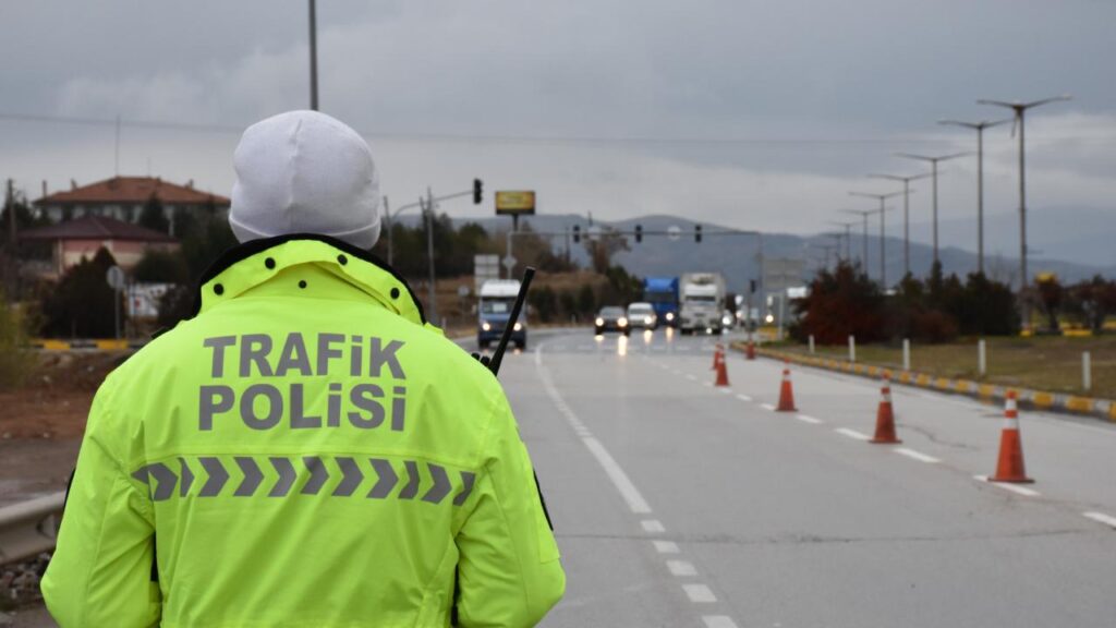 Cezalar artırıldı: Trafik Kanununda Değişiklik Resmi Gazete’de