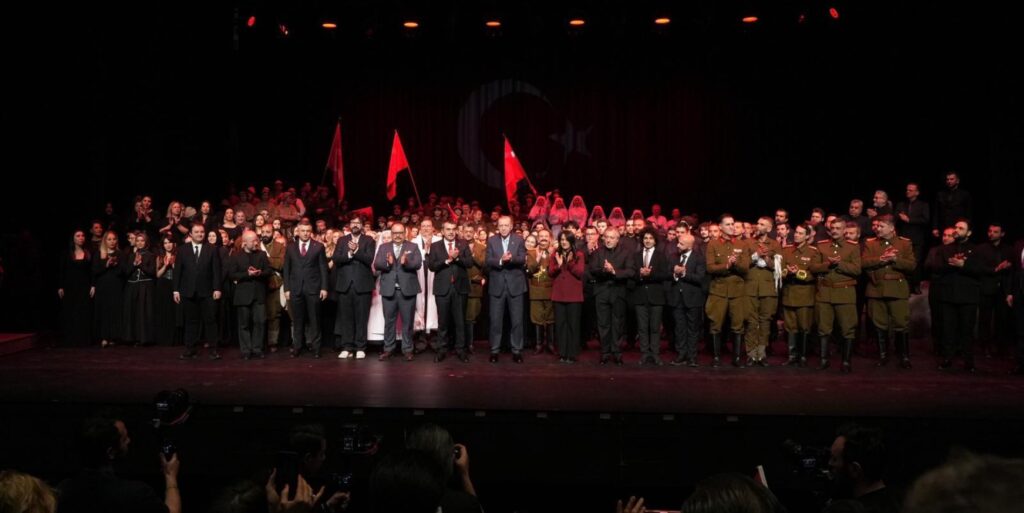 Çanakkale Destanının Anlatıldığı “Şüheda 1915”, Cumhurbaşkanlığı Külliyesinde Sahnelendi