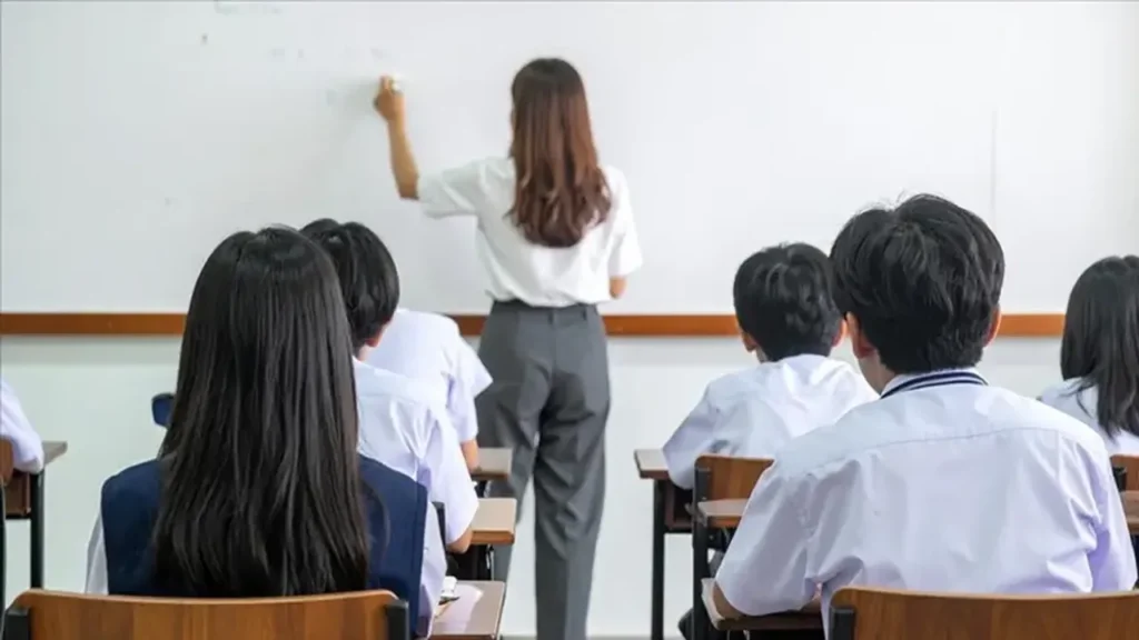 Öğretmen Adayları 13 Nisan’da Eğitime Başlayacak