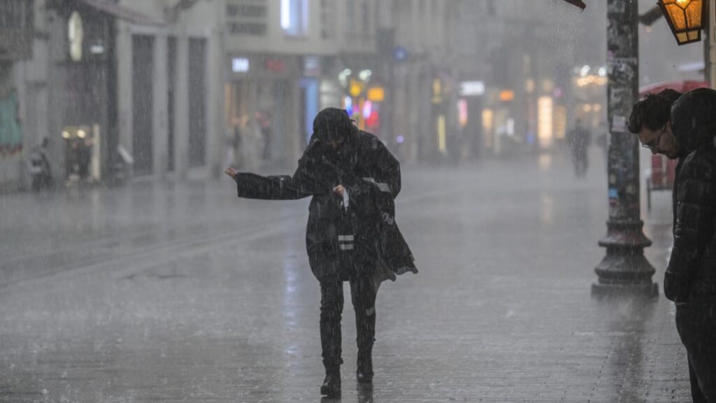 Bayramda Soğuk Ve Yağışlı Hava Etkili Olacak