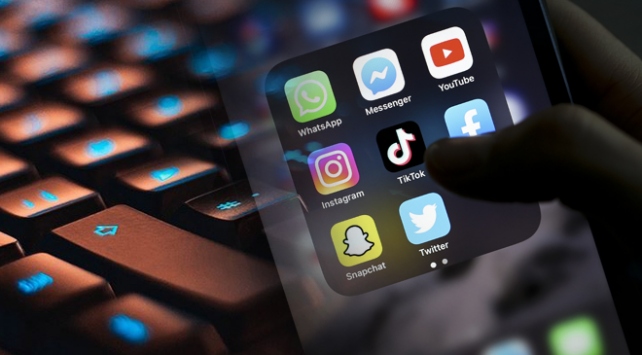 15 Yaş Altı Sosyal Medya Düzenlemesi Haftaya Komisyonda Görüşülecek